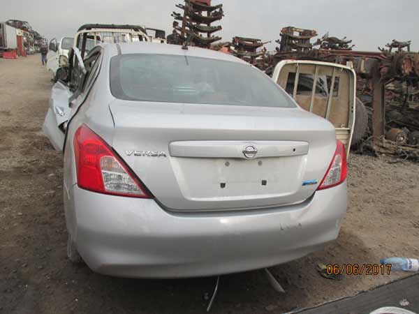  Nissan VERSA 2013    EN DESARME
