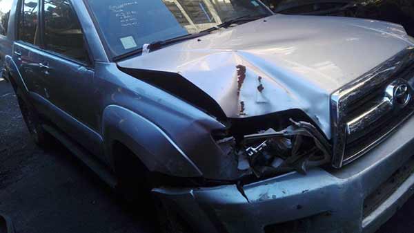  Toyota 4RUNNER 2006    EN DESARME