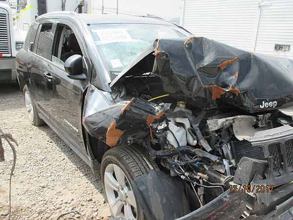  Jeep COMPASS 2015    EN DESARME