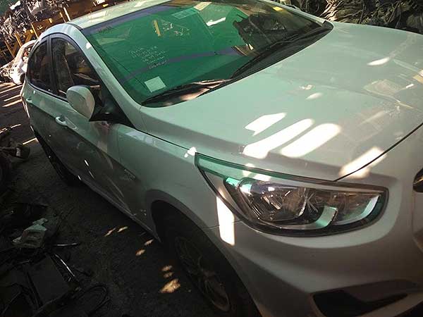  Hyundai ACCENT 2015    EN DESARME