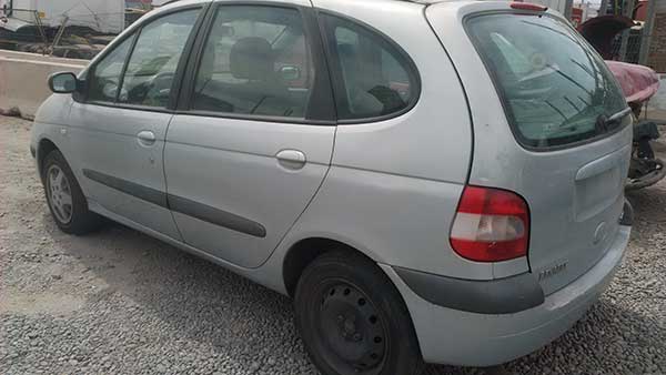 HOMOCINéTICA Renault SCENIC 2002  USADA  EN DESARME