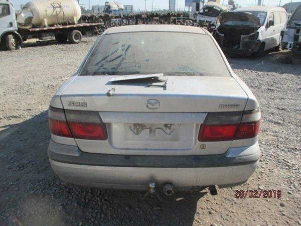 FOCO Mazda 626 1998  USADO  EN DESARME