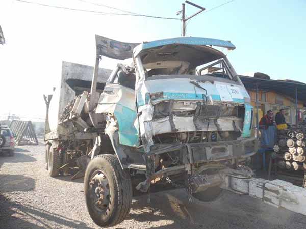 CREMALLERA DE DIRECCIóN Volkswagen 26.260E 2008  USADA  EN DESARME