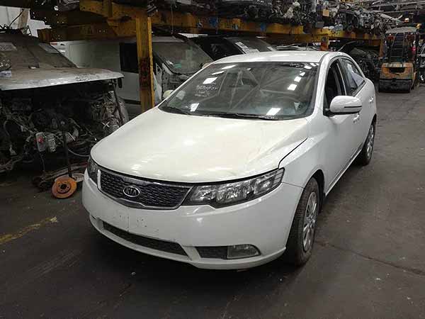 HOMOCINéTICA Kia CERATO 2012  USADA  EN DESARME