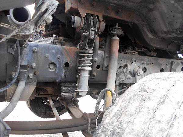 MOTOR DE PARTIDA Volvo VM210 2012  USADO  EN DESARME