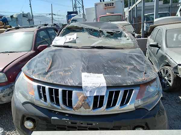  Mitsubishi L200 2016    EN DESARME