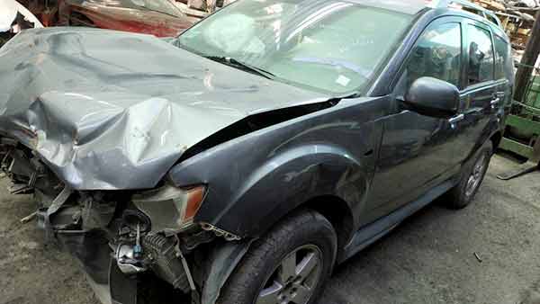  Mitsubishi OUTLANDER 2010    EN DESARME