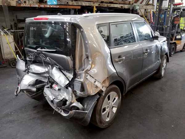  Kia SOUL 2015    EN DESARME