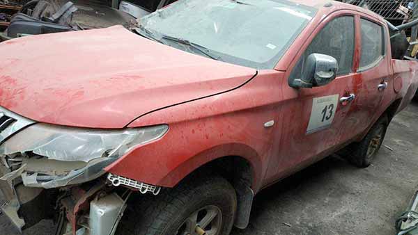  Mitsubishi L200 2016    EN DESARME
