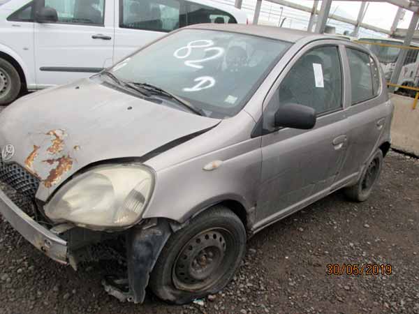  Toyota YARIS 2004    EN DESARME