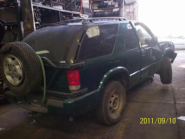  Chevrolet BLAZER 2001    EN DESARME