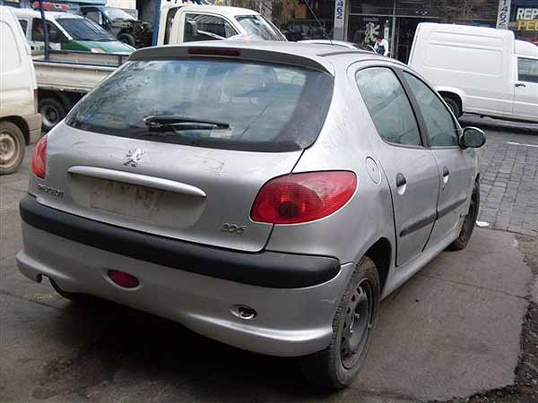 Peugeot 206 2008    EN DESARME