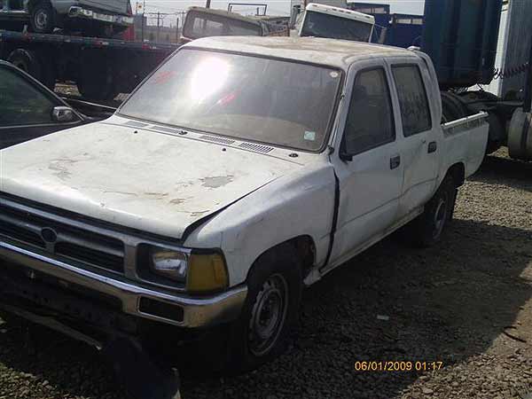  Toyota HILUX 1995    EN DESARME