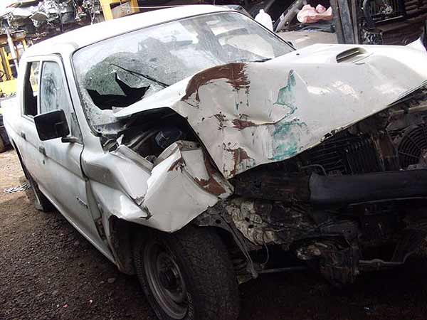  Mitsubishi L200 2006    EN DESARME