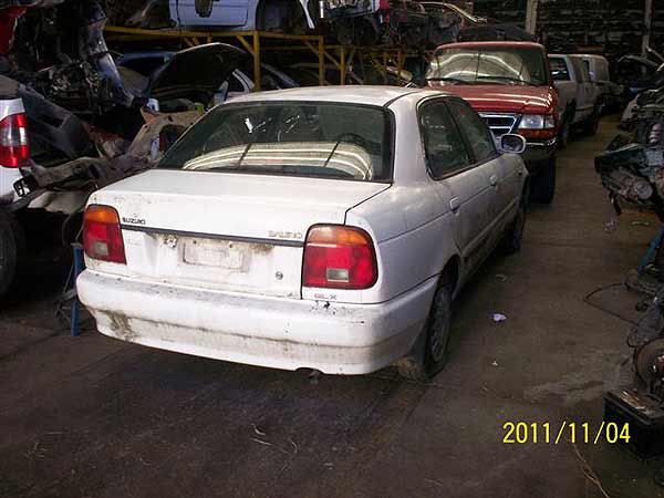  Suzuki BALENO 2000    EN DESARME