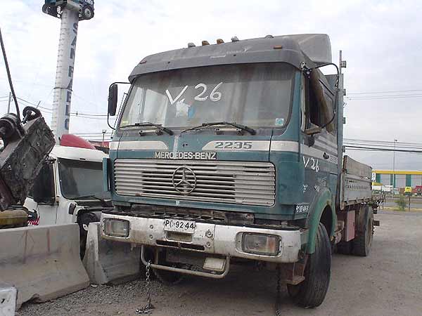  Mercedes-Benz 2235 1989    EN DESARME