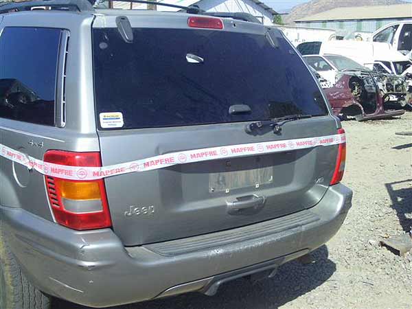 TAPA MALETA Jeep CHEROKEE 2000  USADO  EN DESARME