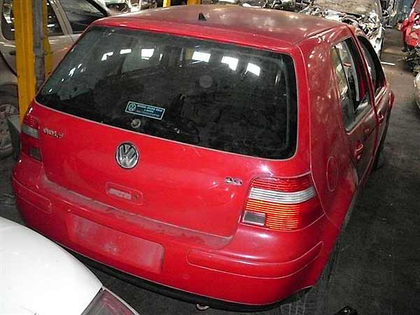 Volkswagen GOLF 2005    EN DESARME