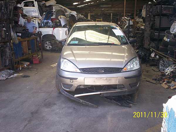  Ford FOCUS 2006    EN DESARME