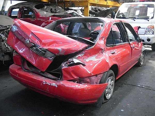  Nissan SENTRA 2000    EN DESARME