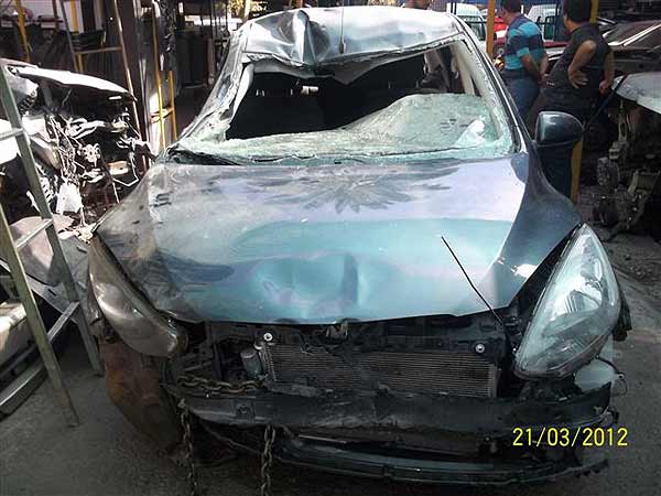  Mazda 2 2011    EN DESARME