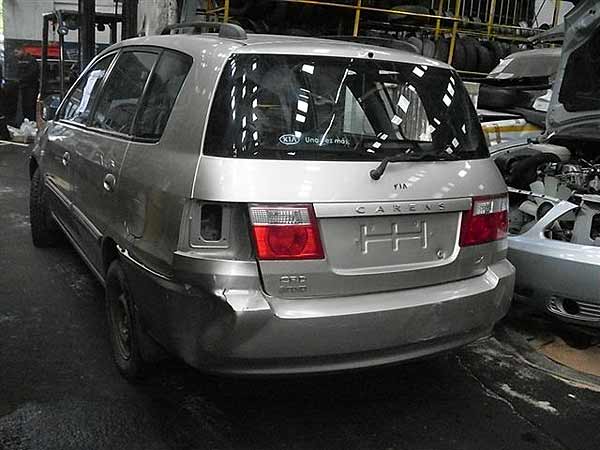 EJE Kia CARENS 2005  USADO  EN DESARME