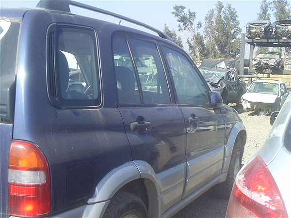  Suzuki GRAND NOMADE 2004    EN DESARME