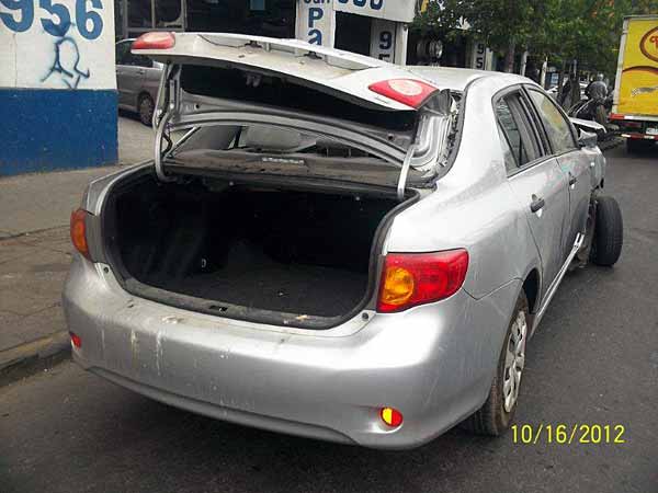 Toyota COROLLA 2010    EN DESARME