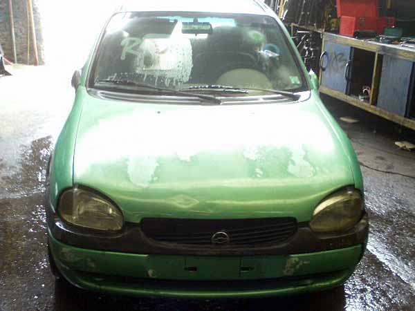  Chevrolet CORSA 1998    EN DESARME