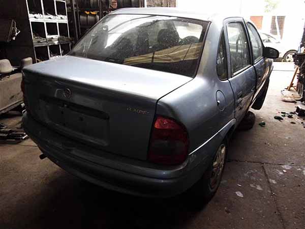  Chevrolet CORSA 2001    EN DESARME