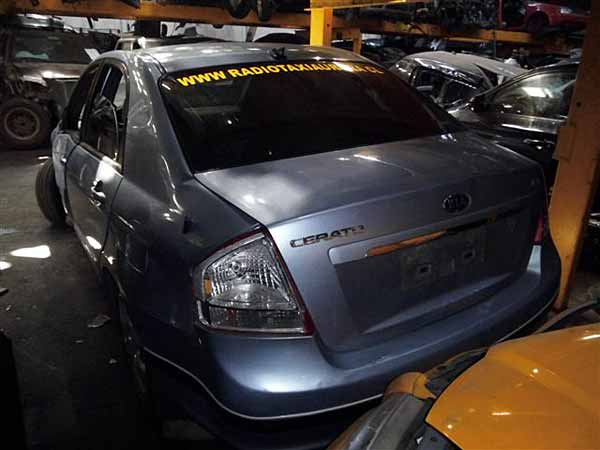 MUñON Kia CERATO 2008  USADO  EN DESARME