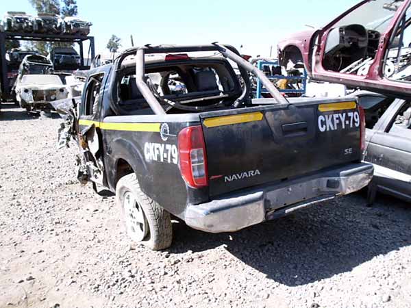 Nissan NAVARA 2010    EN DESARME
