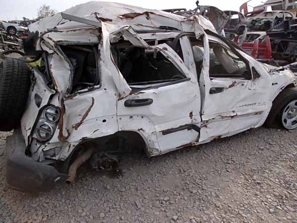 TAPA MALETA Jeep CHEROKEE 2003  USADO  EN DESARME