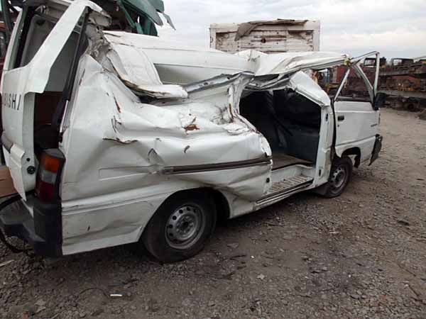  Mitsubishi L300 2009    EN DESARME