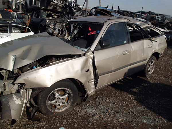 FOCO Mazda 626 1999  USADO  EN DESARME