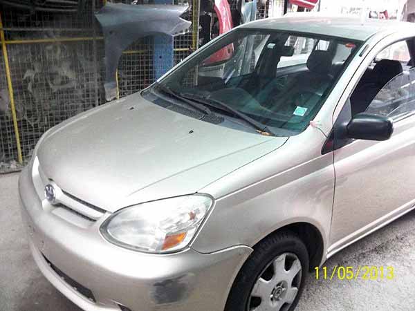  Toyota YARIS 2004    EN DESARME
