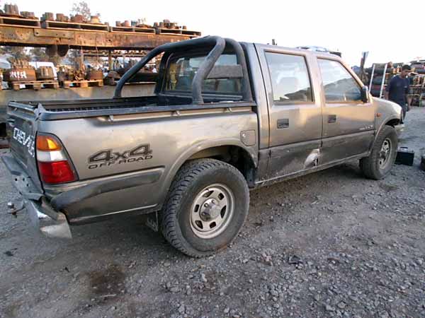  Chevrolet LUV 1999    EN DESARME