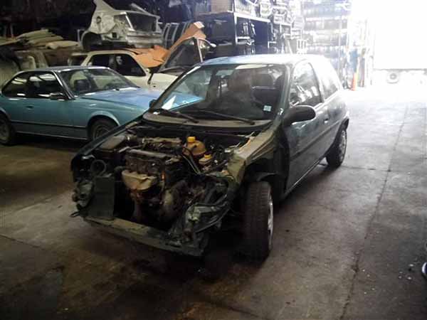  Chevrolet CORSA 2004    EN DESARME