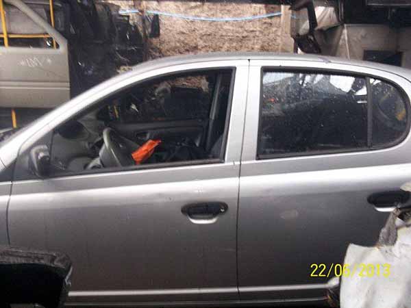  Toyota YARIS 2003    EN DESARME