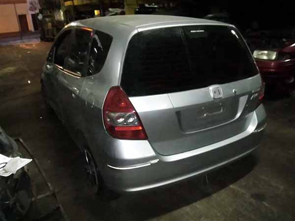 CAJA DE CAMBIOS Honda Fit 2005  USADA  EN DESARME