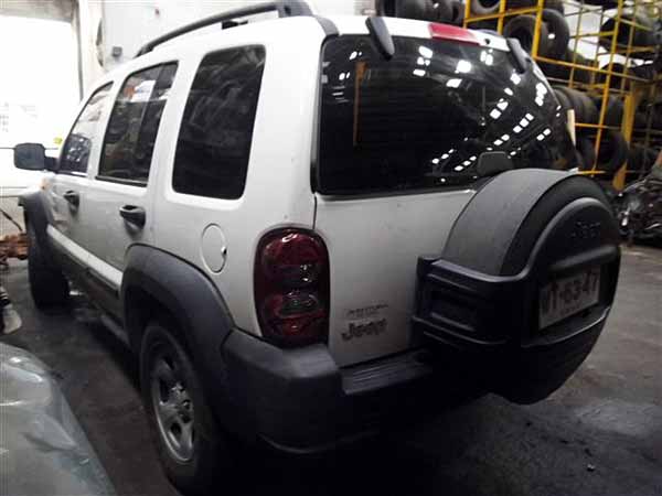  Jeep CHEROKEE 2007    EN DESARME