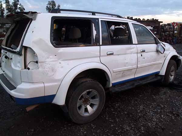  Mitsubishi MONTERO 2010    EN DESARME