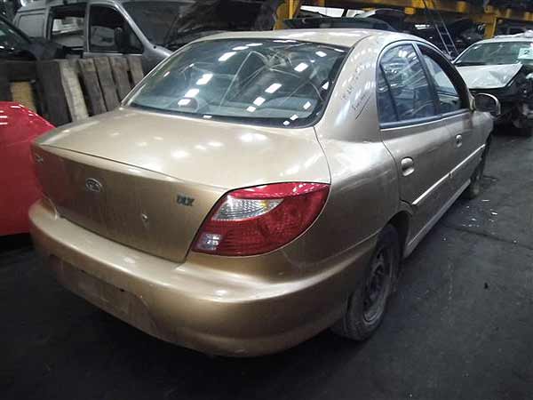  Kia Rio 2001    EN DESARME