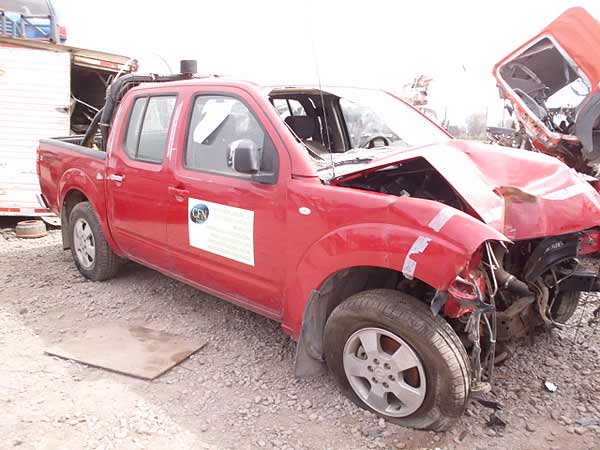  Nissan NAVARA 2011    EN DESARME