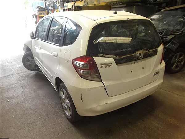 CAJA DE CAMBIOS Honda FIT 2010  USADA  EN DESARME