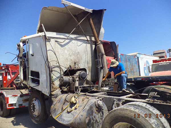 CIGUEñAL International 9700 1996  USADO  EN DESARME