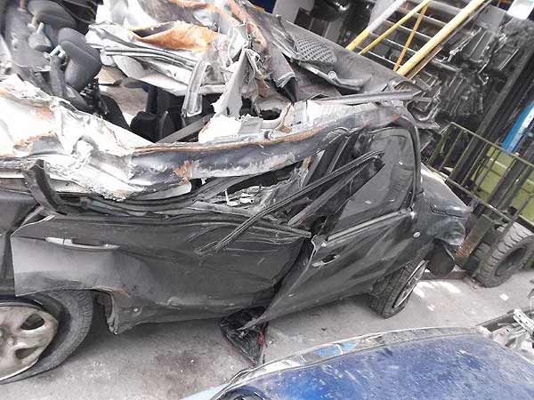 VIDRIO Suzuki GRAND NOMADE 2009  USADO  EN DESARME