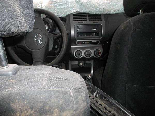  Toyota URBAN 2011    EN DESARME