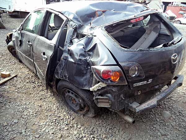  Mazda 3     EN DESARME