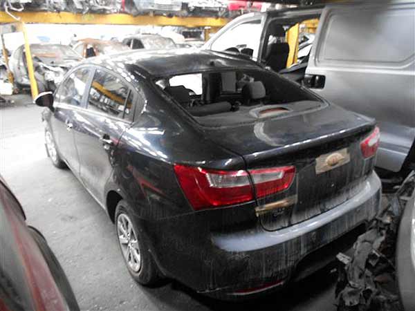  Kia Rio 2013    EN DESARME